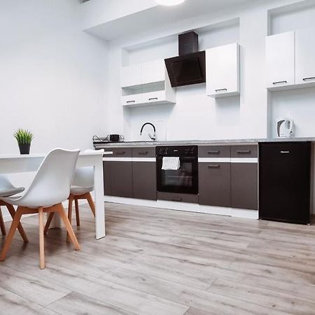 Sunny Apartment 8 Краков Экстерьер фото